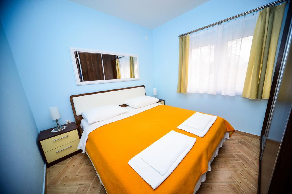 Apartments Dalmacija Стариград-Пакленица Номер фото